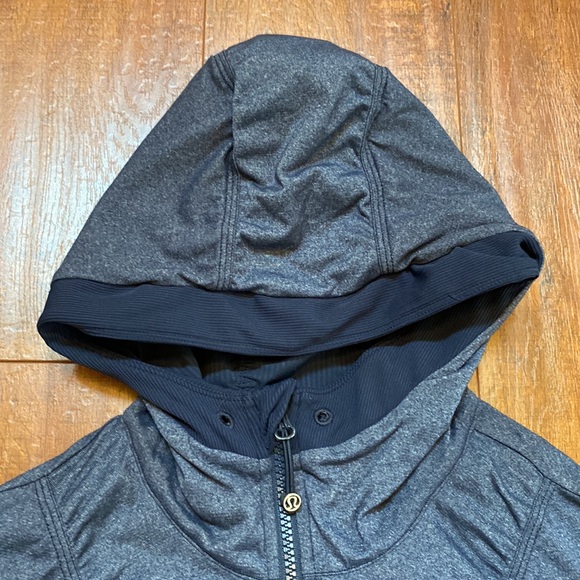 Lululemon Reversible Jacket - Picture 10 of 11